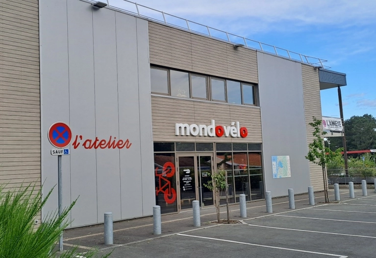 Une équipe de professionnels conseiller et techniciens -Mondovélo La Teste de Buch